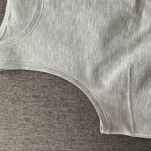 Lululemon grey tank - Picture 4 of 4